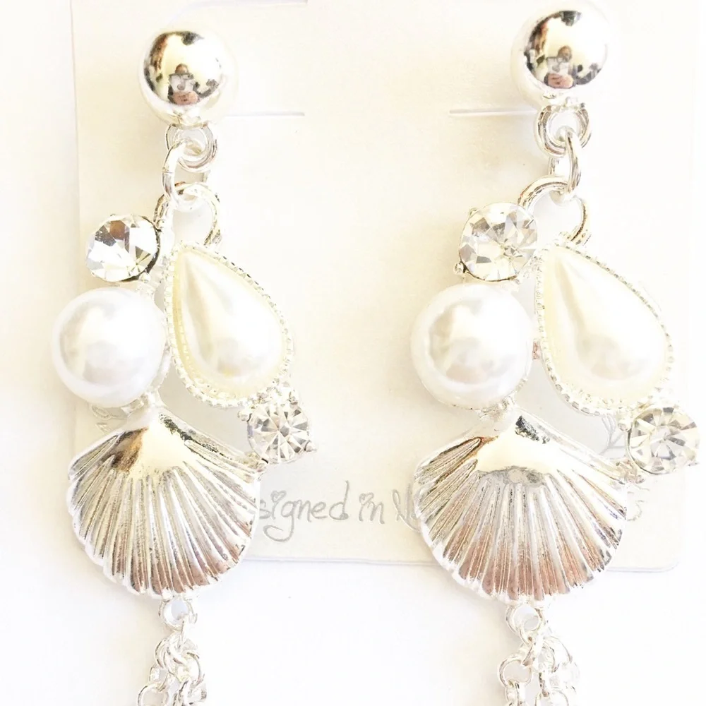 Tropical 🏝 Theme Chain Fringe Statement Earrings